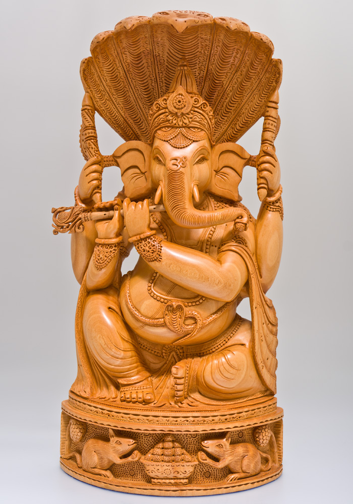 木彫りガネーシャ神像 | ガネーシャ神と開運グッズ
